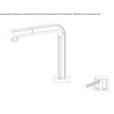 Kitchen faucet in chrome-plated brass on the countertop Famoes