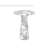 A coffee table Garchizy